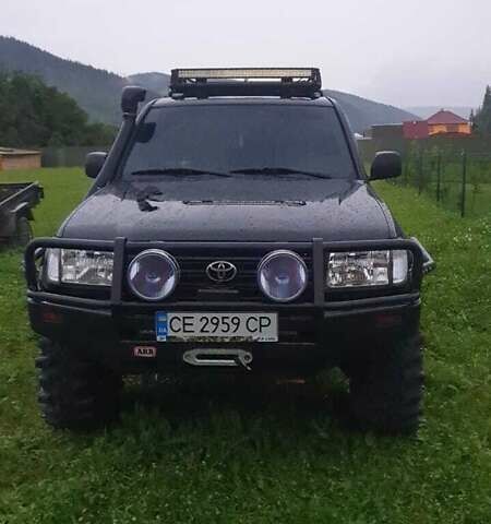 Зелений Тойота Ленд Крузер, об'ємом двигуна 4.2 л та пробігом 160 тис. км за 35000 $, фото 1 на Automoto.ua