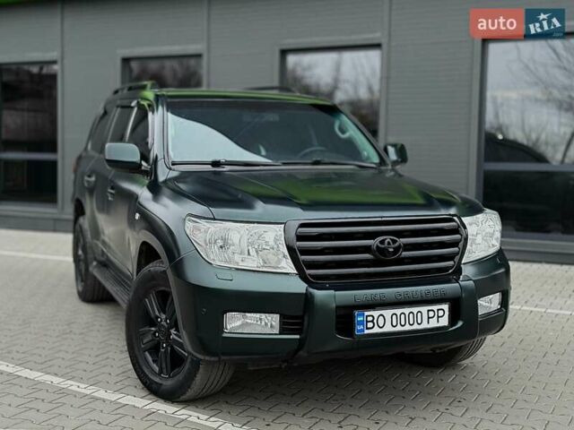 Зеленый Тойота Ленд Крузер, объемом двигателя 4.5 л и пробегом 267 тыс. км за 22999 $, фото 1 на Automoto.ua