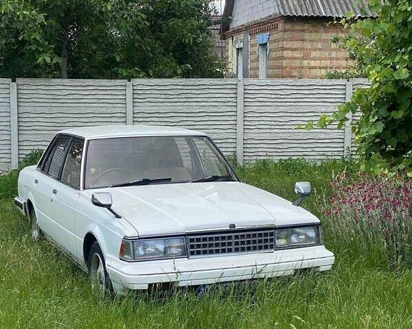 Білий Тойота Марк 2, об'ємом двигуна 1.8 л та пробігом 300 тис. км за 2800 $, фото 1 на Automoto.ua