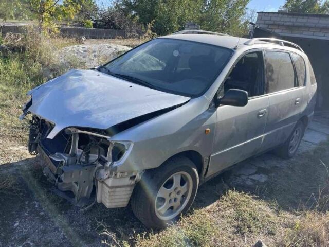 Серый Тойота Пикник, объемом двигателя 0 л и пробегом 190 тыс. км за 2000 $, фото 1 на Automoto.ua