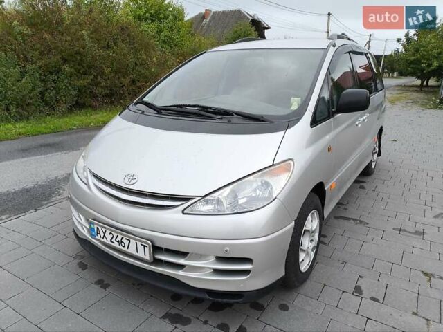 Сірий Тойота Превіа, об'ємом двигуна 2.4 л та пробігом 190 тис. км за 4710 $, фото 1 на Automoto.ua