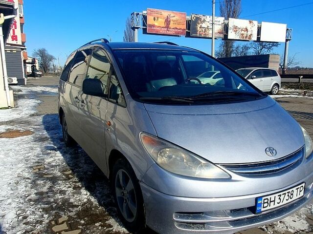 Серый Тойота Превиа, объемом двигателя 2 л и пробегом 432 тыс. км за 5800 $, фото 1 на Automoto.ua