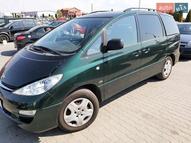 Зеленый Тойота Превиа, объемом двигателя 2 л и пробегом 350 тыс. км за 6200 $, фото 1 на Automoto.ua