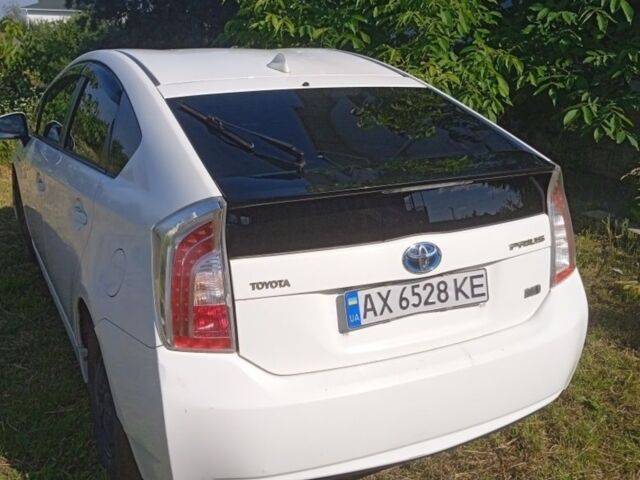 Білий Тойота Пріус, об'ємом двигуна 1.8 л та пробігом 336 тис. км за 8500 $, фото 1 на Automoto.ua