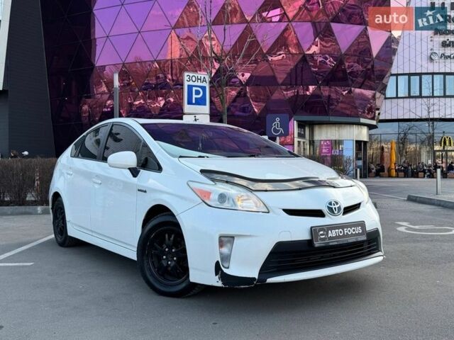 Білий Тойота Пріус, об'ємом двигуна 1.8 л та пробігом 284 тис. км за 7890 $, фото 1 на Automoto.ua