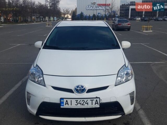 Белый Тойота Приус, объемом двигателя 1.8 л и пробегом 290 тыс. км за 8500 $, фото 1 на Automoto.ua