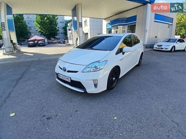 Білий Тойота Пріус, об'ємом двигуна 1.8 л та пробігом 256 тис. км за 8500 $, фото 1 на Automoto.ua