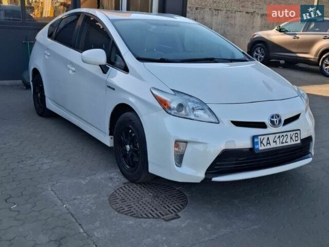 Білий Тойота Пріус, об'ємом двигуна 1.8 л та пробігом 189 тис. км за 9800 $, фото 1 на Automoto.ua