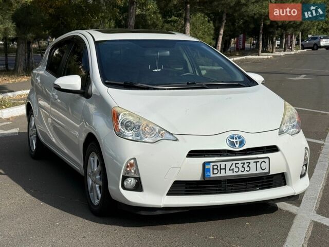 Білий Тойота Пріус, об'ємом двигуна 1.5 л та пробігом 169 тис. км за 11900 $, фото 1 на Automoto.ua