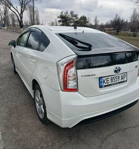 Белый Тойота Приус, объемом двигателя 1.8 л и пробегом 100 тыс. км за 12100 $, фото 1 на Automoto.ua