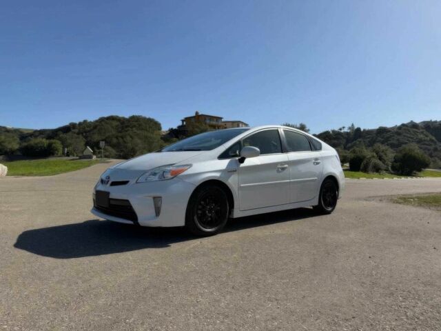 Белый Тойота Приус, объемом двигателя 1.8 л и пробегом 85 тыс. км за 5500 $, фото 1 на Automoto.ua