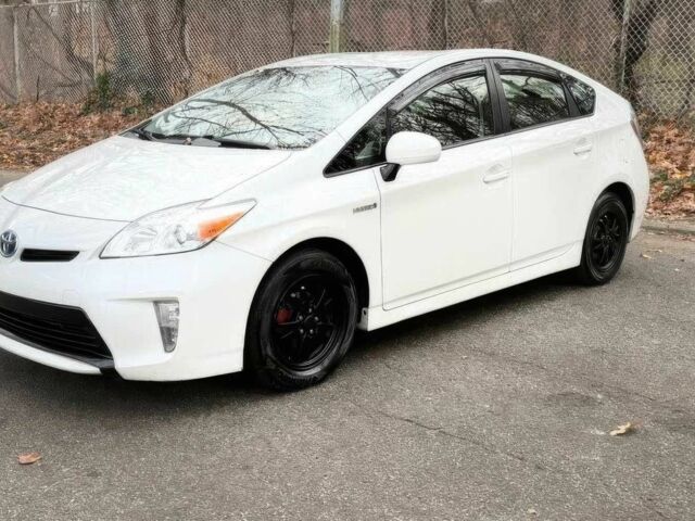 Белый Тойота Приус, объемом двигателя 1.8 л и пробегом 79 тыс. км за 6000 $, фото 1 на Automoto.ua