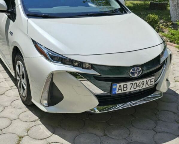 Білий Тойота Пріус, об'ємом двигуна 1.8 л та пробігом 50 тис. км за 23500 $, фото 1 на Automoto.ua