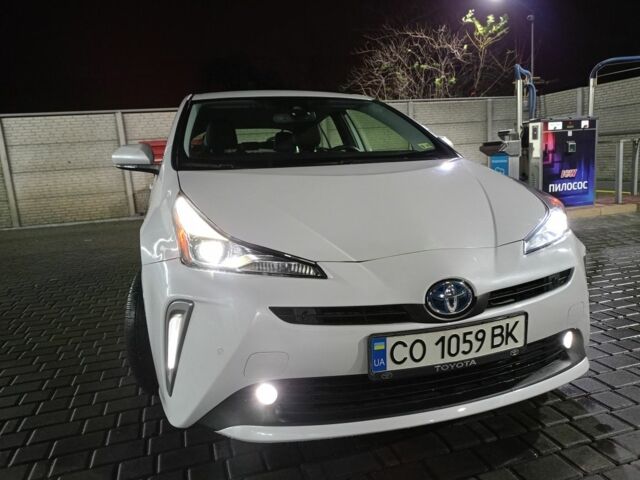 Белый Тойота Приус, объемом двигателя 1.8 л и пробегом 53 тыс. км за 22999 $, фото 1 на Automoto.ua