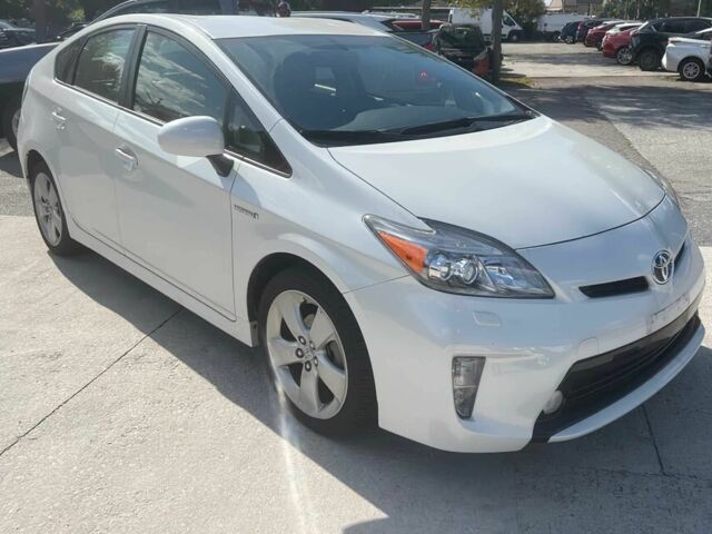 Білий Тойота Пріус, об'ємом двигуна 1.8 л та пробігом 80 тис. км за 6000 $, фото 1 на Automoto.ua