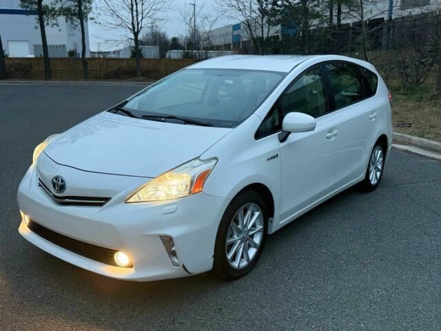 Белый Тойота Приус, объемом двигателя 1.8 л и пробегом 84 тыс. км за 3000 $, фото 1 на Automoto.ua