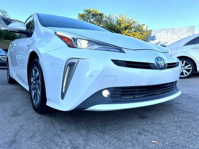 Белый Тойота Приус, объемом двигателя 1.8 л и пробегом 16 тыс. км за 12000 $, фото 1 на Automoto.ua