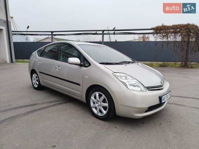 Бежевый Тойота Приус, объемом двигателя 1.5 л и пробегом 162 тыс. км за 7600 $, фото 1 на Automoto.ua