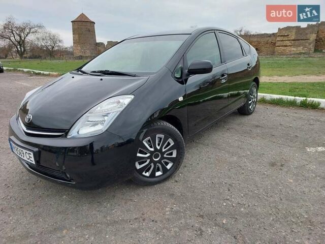 Черный Тойота Приус, объемом двигателя 1.5 л и пробегом 276 тыс. км за 8000 $, фото 1 на Automoto.ua