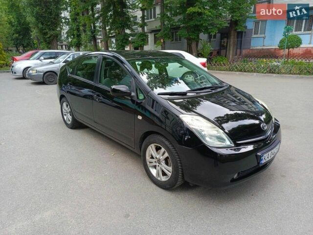 Черный Тойота Приус, объемом двигателя 1.5 л и пробегом 378 тыс. км за 6400 $, фото 1 на Automoto.ua