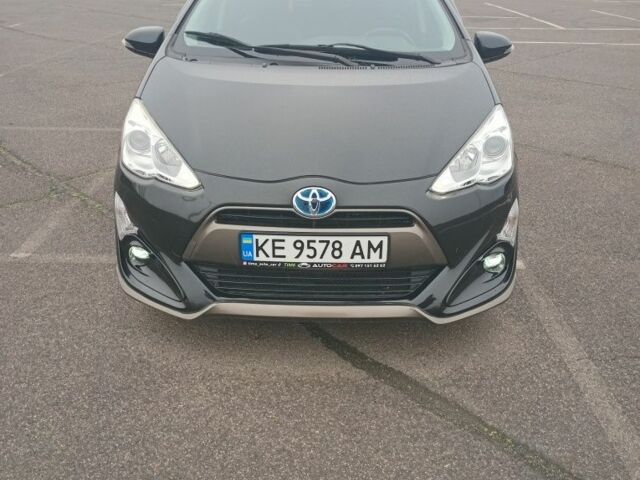 Черный Тойота Приус, объемом двигателя 1.5 л и пробегом 75 тыс. км за 12500 $, фото 1 на Automoto.ua