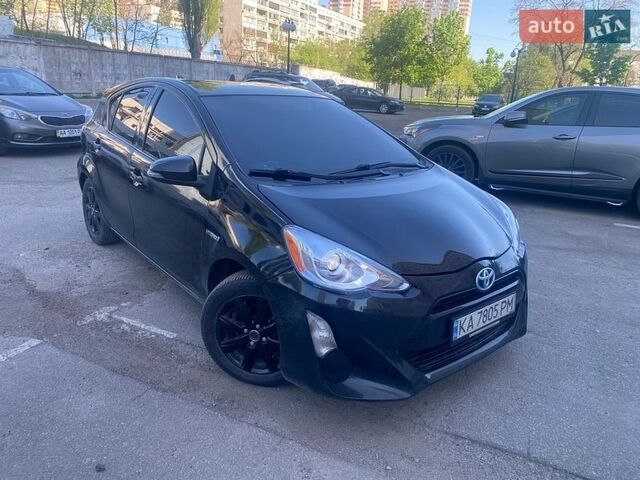 Черный Тойота Приус, объемом двигателя 1.5 л и пробегом 71 тыс. км за 12500 $, фото 1 на Automoto.ua
