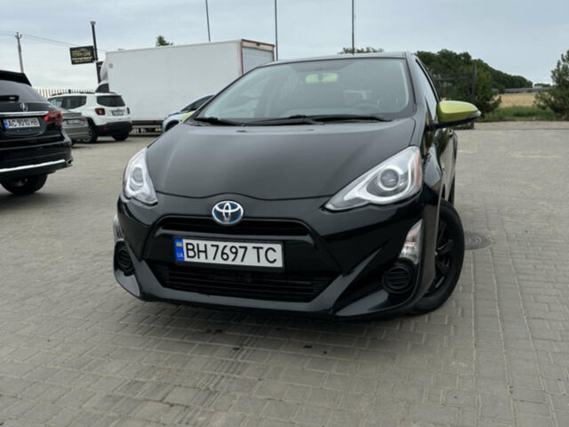 Черный Тойота Приус, объемом двигателя 1.5 л и пробегом 157 тыс. км за 12500 $, фото 1 на Automoto.ua