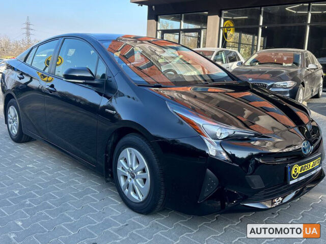 Черный Тойота Приус, объемом двигателя 1.8 л и пробегом 115 тыс. км за 17600 $, фото 1 на Automoto.ua