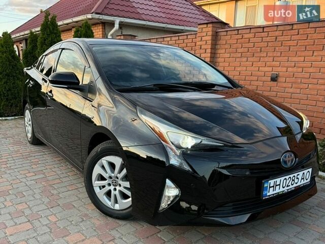 Черный Тойота Приус, объемом двигателя 1.8 л и пробегом 127 тыс. км за 13800 $, фото 1 на Automoto.ua