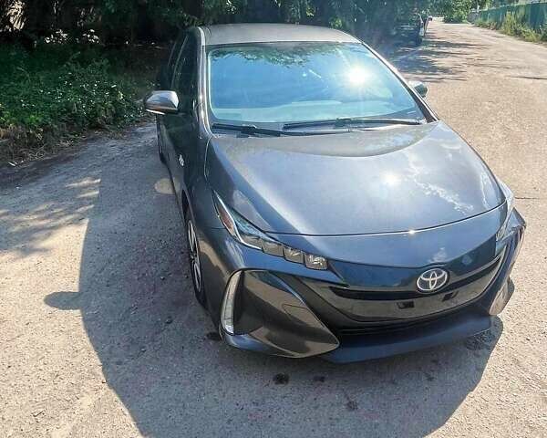 Черный Тойота Приус, объемом двигателя 1.8 л и пробегом 224 тыс. км за 18200 $, фото 1 на Automoto.ua