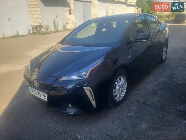 Чорний Тойота Пріус, об'ємом двигуна 1.8 л та пробігом 182 тис. км за 17700 $, фото 1 на Automoto.ua