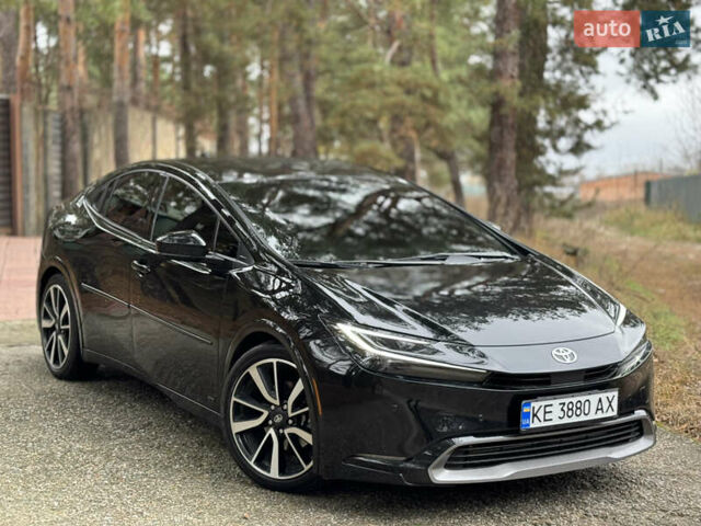 Черный Тойота Приус, объемом двигателя 1.99 л и пробегом 33 тыс. км за 27900 $, фото 1 на Automoto.ua