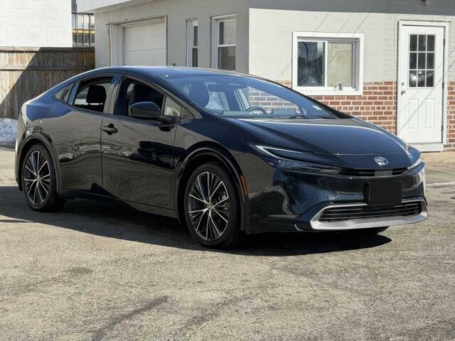 Чорний Тойота Пріус, об'ємом двигуна 2 л та пробігом 3 тис. км за 12000 $, фото 1 на Automoto.ua