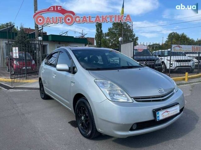 Тойота Приус, объемом двигателя 0 л и пробегом 300 тыс. км за 6499 $, фото 1 на Automoto.ua