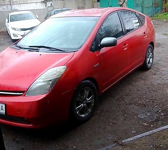 Тойота Приус, объемом двигателя 15 л и пробегом 126 тыс. км за 4300 $, фото 1 на Automoto.ua