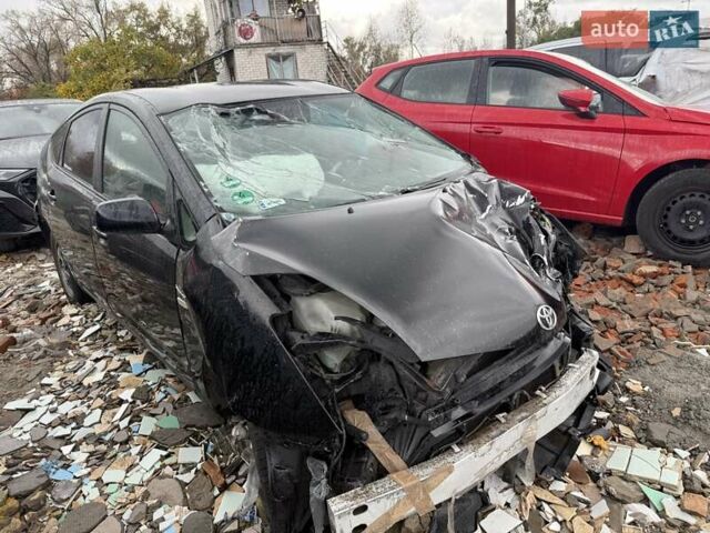 Тойота Приус, объемом двигателя 1.5 л и пробегом 120 тыс. км за 1999 $, фото 1 на Automoto.ua