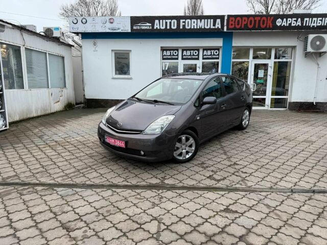 Серый Тойота Приус, объемом двигателя 1.5 л и пробегом 278 тыс. км за 7650 $, фото 1 на Automoto.ua