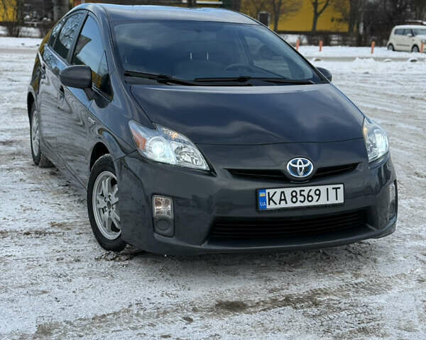 Серый Тойота Приус, объемом двигателя 1.8 л и пробегом 291 тыс. км за 8950 $, фото 1 на Automoto.ua