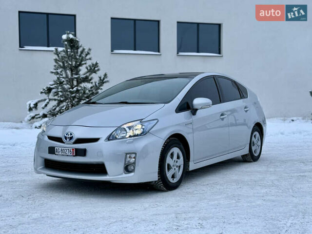 Серый Тойота Приус, объемом двигателя 1.8 л и пробегом 134 тыс. км за 12700 $, фото 1 на Automoto.ua