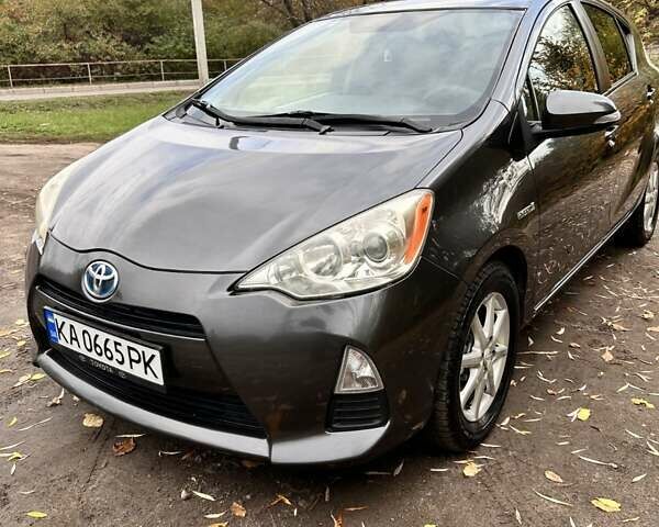 Тойота Приус 2012 в Кропивницком (Кировограде) на Automoto.ua Серый Тойота Приус, объемом двигателя 1.5 л и пробегом 220 тыс. км за 8700 $, фото 1 на Automoto.ua