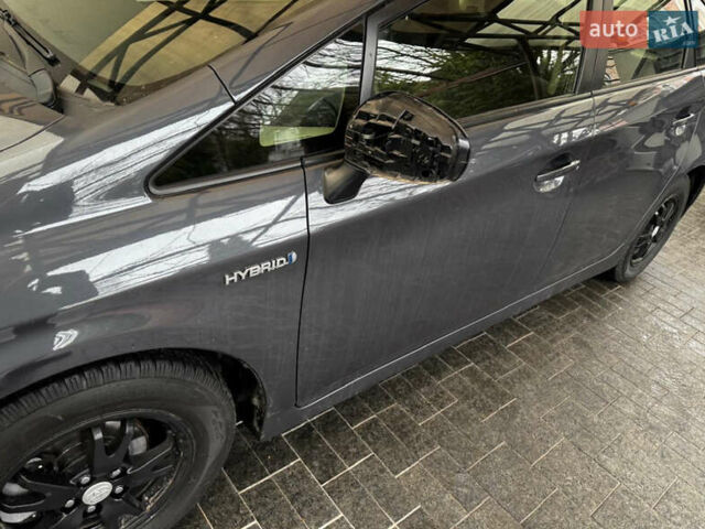 Сірий Тойота Пріус, об'ємом двигуна 1.8 л та пробігом 320 тис. км за 9700 $, фото 1 на Automoto.ua