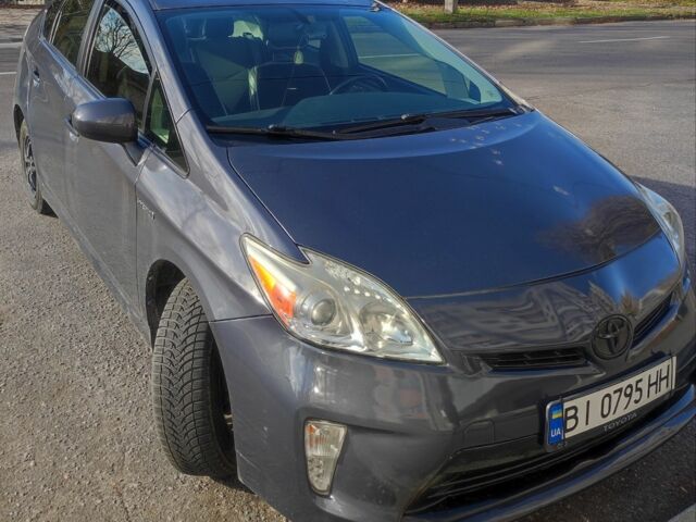 Сірий Тойота Пріус, об'ємом двигуна 1.8 л та пробігом 115 тис. км за 12500 $, фото 1 на Automoto.ua