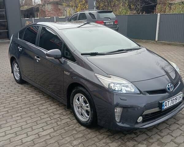 Сірий Тойота Пріус, об'ємом двигуна 1.8 л та пробігом 352 тис. км за 11700 $, фото 1 на Automoto.ua