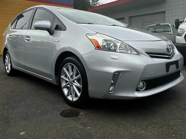 Серый Тойота Приус, объемом двигателя 1.8 л и пробегом 89 тыс. км за 3100 $, фото 1 на Automoto.ua