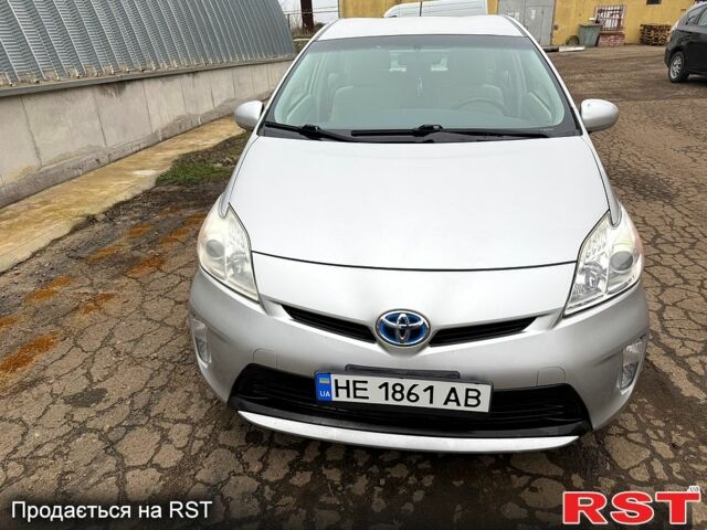 Сірий Тойота Пріус, об'ємом двигуна 1.8 л та пробігом 327 тис. км за 11700 $, фото 1 на Automoto.ua