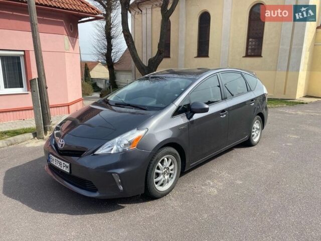Серый Тойота Приус, объемом двигателя 1.8 л и пробегом 122 тыс. км за 10500 $, фото 1 на Automoto.ua