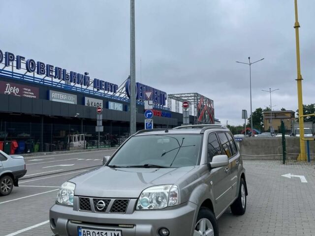 Серый Тойота Приус, объемом двигателя 1.8 л и пробегом 248 тыс. км за 11800 $, фото 1 на Automoto.ua