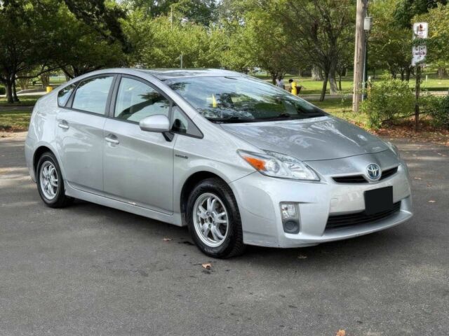 Серый Тойота Приус, объемом двигателя 1.8 л и пробегом 90 тыс. км за 2100 $, фото 1 на Automoto.ua