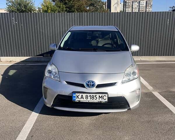 Сірий Тойота Пріус, об'ємом двигуна 1.8 л та пробігом 253 тис. км за 11000 $, фото 1 на Automoto.ua