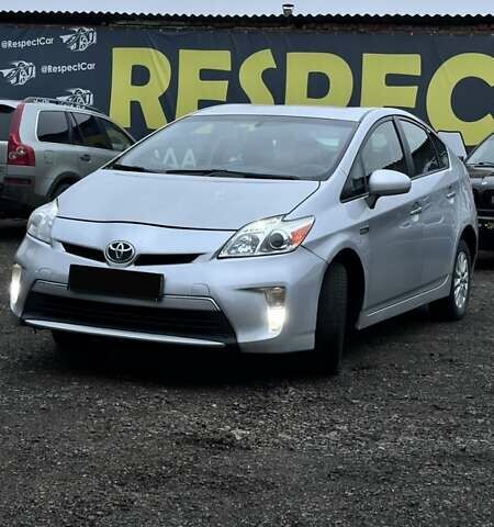 Серый Тойота Приус, объемом двигателя 1.8 л и пробегом 346 тыс. км за 11900 $, фото 1 на Automoto.ua